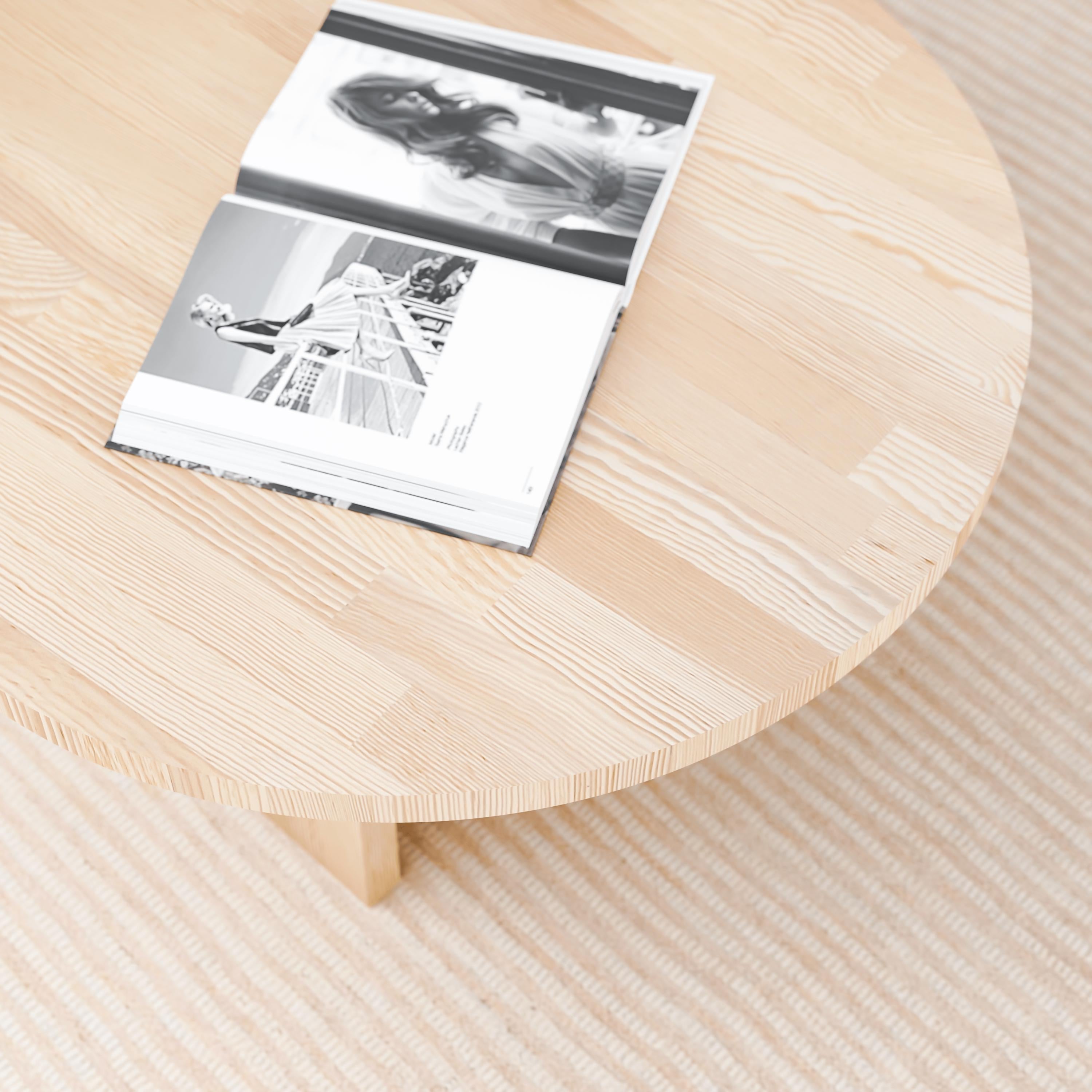 Round Coffee Table (With Shelf)